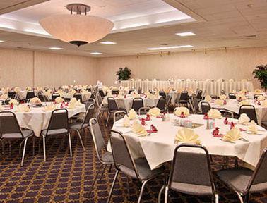 Hotel Ramada Fairview Heights Restaurant foto